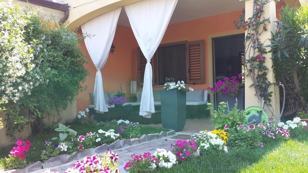 Willa Casa Con Giardino Olbia Pokój zdjęcie